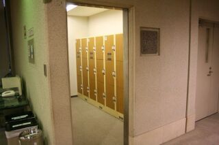 ロッカー室写真