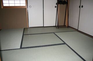 御親族様のお控室となるお部屋です。写真